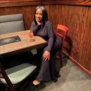 Meet your Posher, Janel